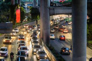 Hoy No Circula: ¿Qué autos NO circulan el martes 12 de noviembre en CDMX y EDOMEX?