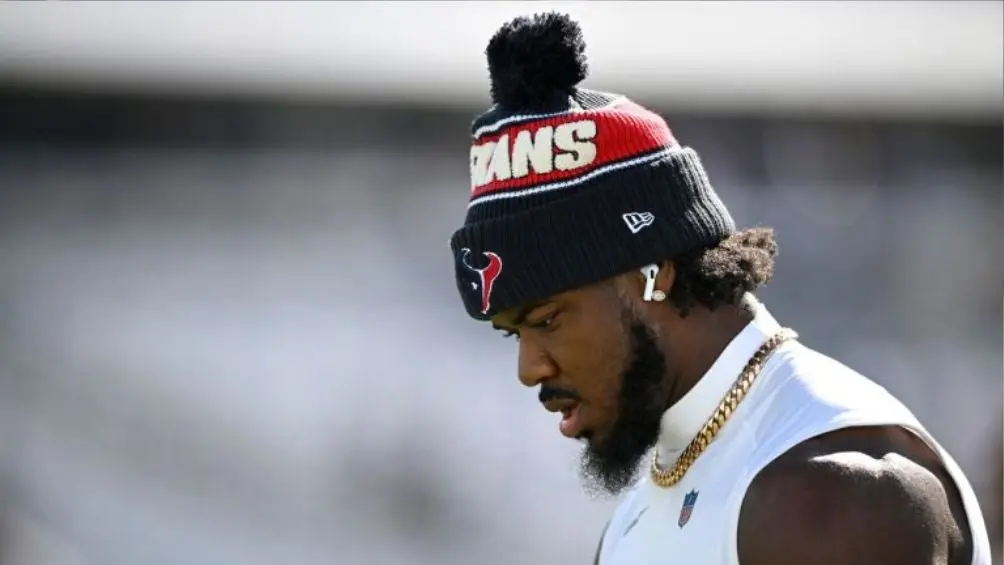 Azeez Al-Shaair, en juego, con los Houston Texans | AP