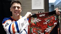 ¡De gala! Brandon Moreno presenta sus shorts para la pelea ante Amir Albazi en UFC Edmonton