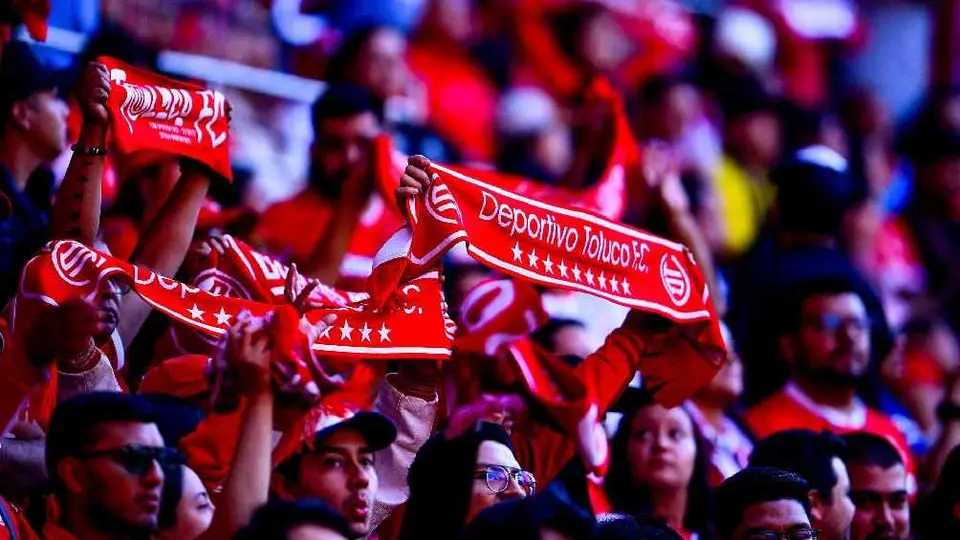 Afición de Toluca crea una inusual petición para 'ayudar' a su equipo a salir campeón
