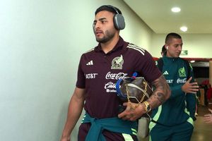 David Faitelson defendió a Alexis Vega de abucheos: "No era el momento"