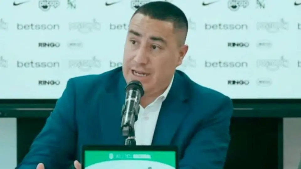 Prensa en Colombia arremete contra Efraín Juárez: “No es un buen tipo”