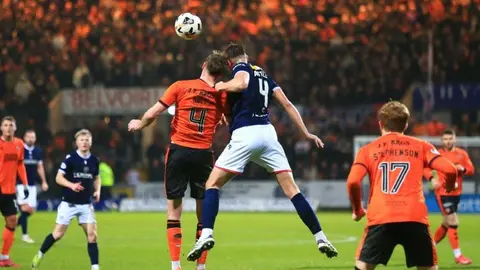 Dundee FC: Este el equipo escocés que tiene en sus filas a tres jugadores mexicanos