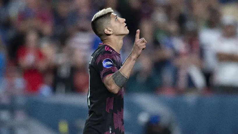 Alan Pulido lanza giño al Guadalajara: “Sería lindo regresar a Chivas y retirarme ahí”