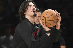 ¿No se lo sabe? Jaime Jáquez criticado por no entonar el himno mexicano