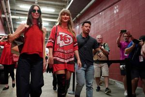 El motivo por el cual Taylor Swift se ausentó del juego entre Kansas City Chiefs y Atlanta Falcons