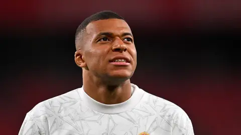 Hugo Sánchez aconseja a Kylian Mbappé: "Si hay otro penal, cóbralo tú"