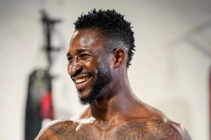 William Scull, campeón de la FIB, lanza dardo a 'Canelo' Álvarez: 'Todos los caminos conducen a mí'