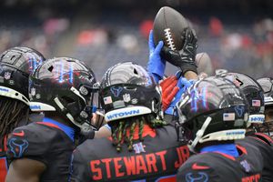 Houston Texans llega a tiempo extra para vencer a los Bills en dramático encuentro