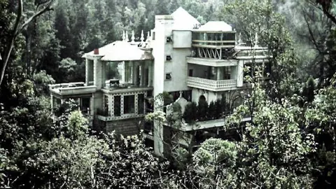 ¿Conoces La Casa de la Tía Toña? Es la mansión ‘maldita’ del Bosque de Chapultepec en la CDMX