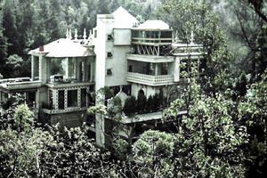 ¿Conoces La Casa de la Tía Toña? Es la mansión ‘maldita’ del Bosque de Chapultepec en la CDMX
