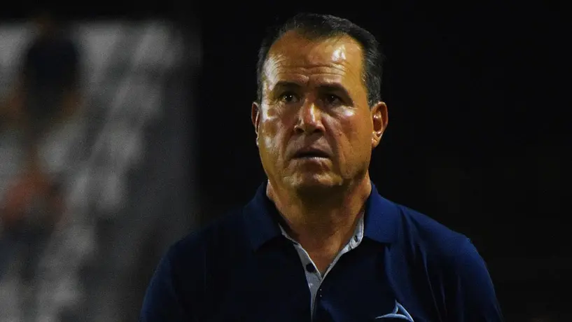 Efraín Flores es nuevo director técnico del FAS de El Salvador