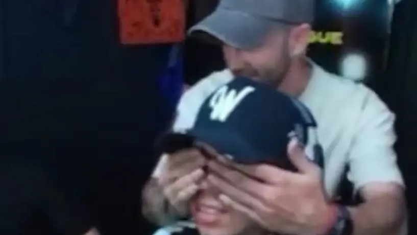 Layún y Westcol protagonizan clip 'romántico' en redes sociales