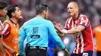 Chicharito insultó al cuerpo arbitral en el Chivas vs Atlas: "Malinchistas de mier..."