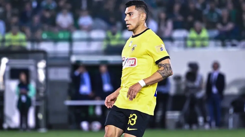 Orbelín Pineda vuelve a brillar en triunfo del AEK Atenas previo a unirse al Tri