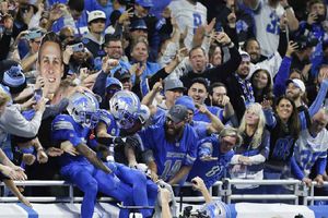 Lions, con cuatro pases de DT de Jared Goff, aplastan a los Jaguars 52-6