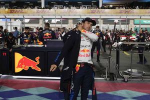 Fanáticos lanzan comentarios de apoyo para Checo Pérez de cara a la última carrera de la temporada