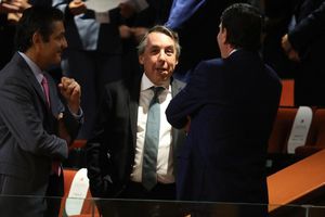 Emilio Azcárraga está en la sesión donde Claudia Sheinbaum tomará protesta como presidenta