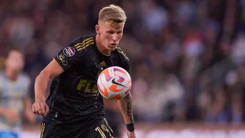 Cruz Azul alista preparativos para presentación de Mateus Bogusz