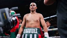 David Benavidez se aferra a su combate con Canelo Álvarez: "Tiene que pelear"
