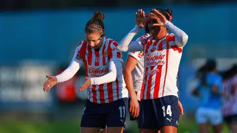 Chivas Femenil rescata el empate de último minuto en su visita a Cruz Azul