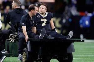 Taysom Hill se rompió el ligamento cruzado y se pierde toda la temporada de la NFL