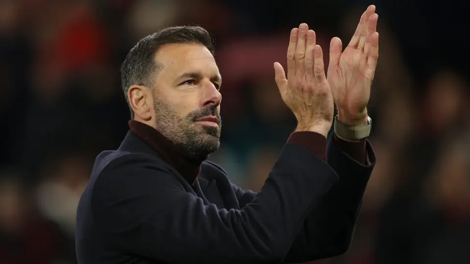 Tras la llegada de Amorim, Ruud van Nistelrooy abandona el Manchester United