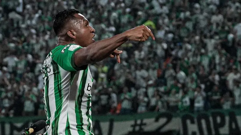 Atlético Nacional venció al América de Cali y pone una mano en la Copa de Colombia