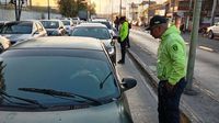 ¡Evita corralón y multas! Estos autos NO circulan este miércoles 11 de diciembre
