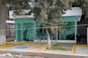 ¡Al estilo de La Casa de Papel! Se roban casi un millón de pesos en bóveda del Banco del Bienestar