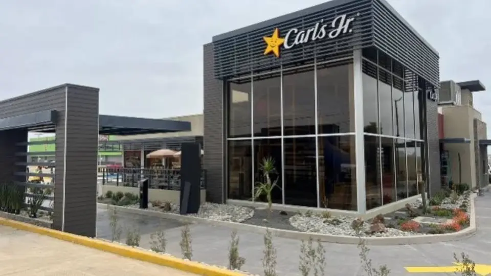 ¡Ya somos 400! Carl's Junior celebra este 16 de octubre la llegada de su sucursal 400 con un 2x1