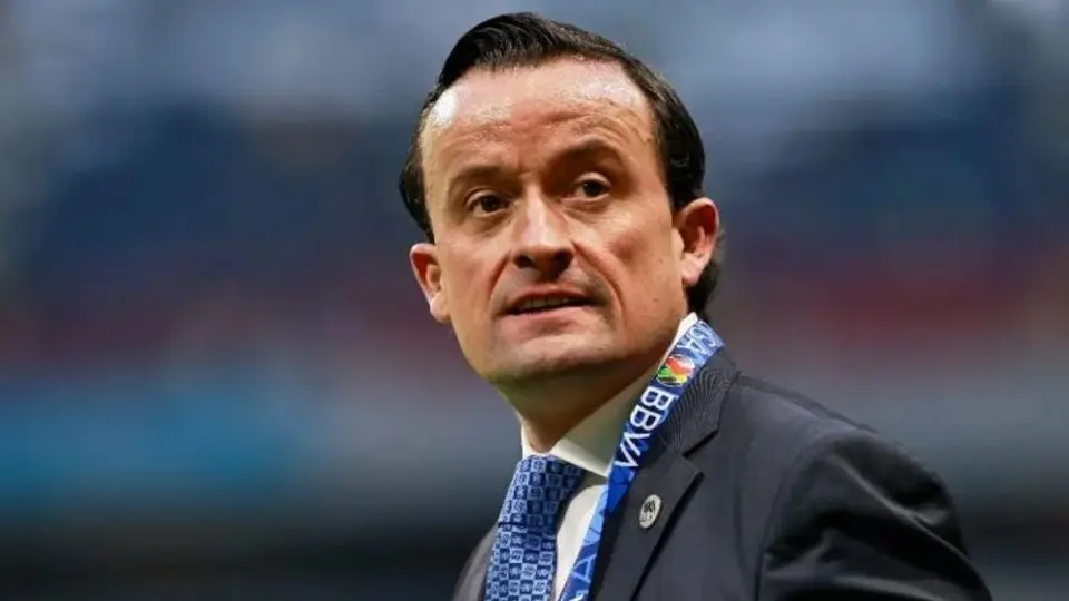 Mikel Arriola denunció hackeo de su cuenta de WhatsApp