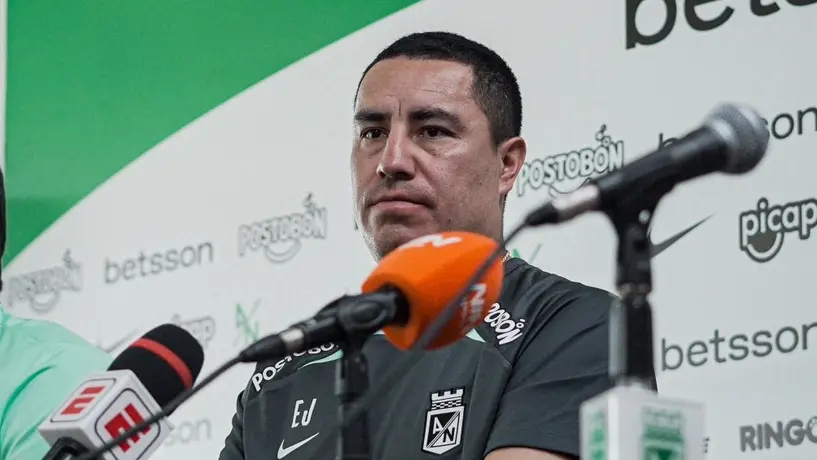 Efraín Juárez sueña con dirigir en Copa Libertadores, pero no descarta en llegar a la Liga MX