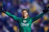 Luis Malagón 'celebra' la victoria ante Chivas al ritmo de Carín León
