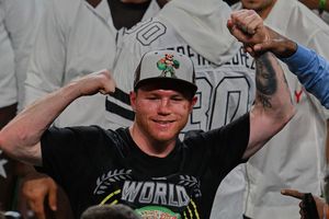 'Canelo' Álvarez revela la edad en la que quiere retirarse del box