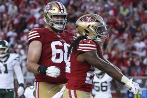 ¡Contendientes! 49ers vencen 32-19 a Jets en el primer MNF de la temporada