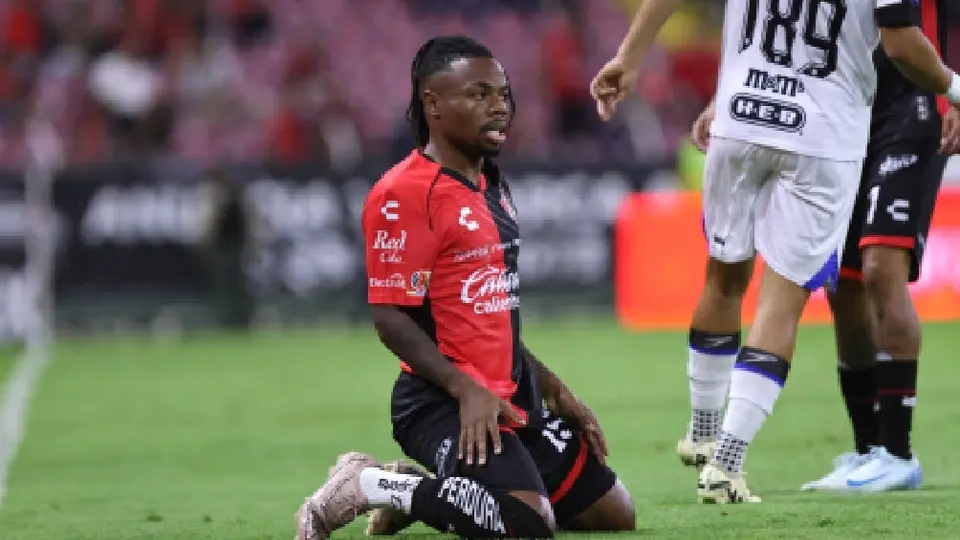 ¡Gallo de pelea! Querétaro sorprende y le quita el invicto al Atlas en el Jalisco