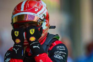 ¡Inaudito! Charles Leclerc choca su Ferrari en calles de Mónaco