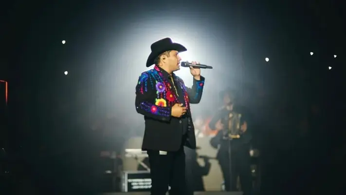 Julión Alvarez recibe amenaza previo a uno de sus shows en Colima