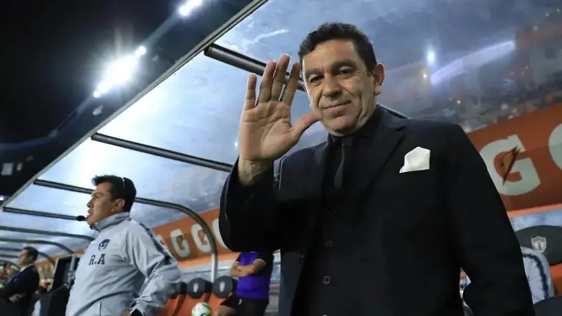 David Patiño deja la Liga MX para dirigir en el futbol hondureño