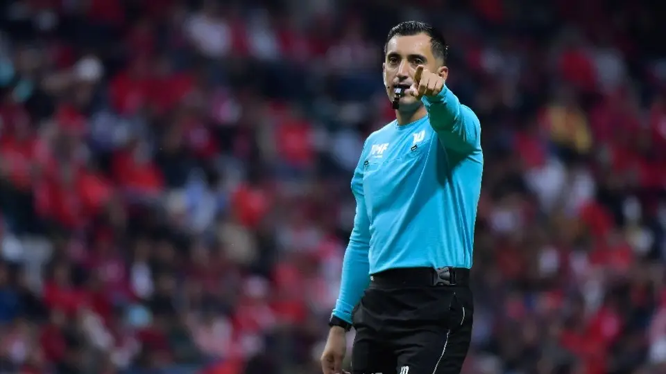 Ismael Rosario López, la nueva joya del arbitraje mexicano, recibirá Gafete FIFA