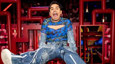 Ricardo Peralta acudirá a terapia psicológica tras abucheos en la premier de Wicked