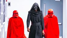 ¡La fuerza está con él! Myles Turner luce disfraz de Kylo Ren previo a partido ante Wizards