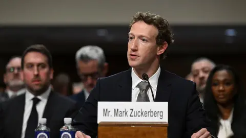 Juez declara no culpable a Mark Zuckerberg de 25 demandas por volver a niños adictos a las redes sociales
