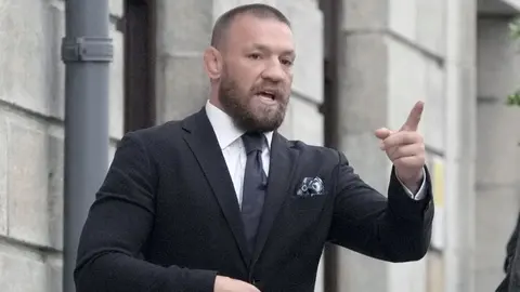 Conor McGregor tras la condena por agresión: "Eso es todo culpa mía"