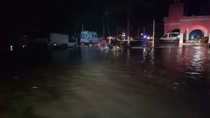Huracán Milton: Se degrada a categoría 4, pero se mantiene alerta en Yucatán, Quintana Roo y Campeche