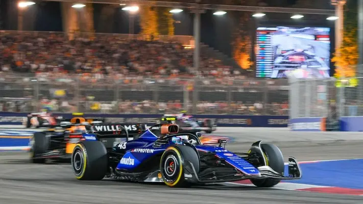 Checo Pérez elogia a Colapinto en el GP de Singapur: "Es muy bueno"