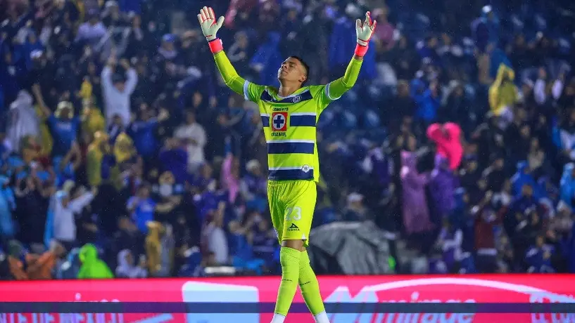 ¡Fiesta azul! Cruz Azul sigue embalado y apunta a récord tras triunfo ante Santos Laguna