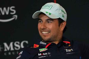 Checo Pérez lanza mensaje a sus críticos: 'Me río de todo lo que se inventan'