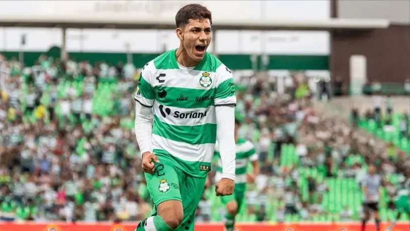 Cruz Azul cierra el fichaje de Omar Campos, procedente del LAFC
